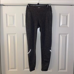 FILA SPORT Zipper Pocket Mid-Rise Fleece Leggings